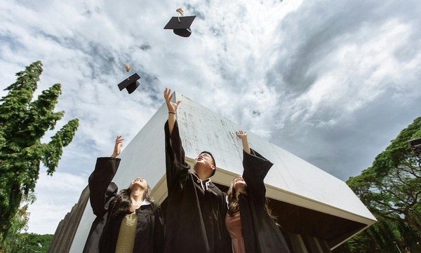 英迪大学课程设置一览:热门专业介绍与教学模式